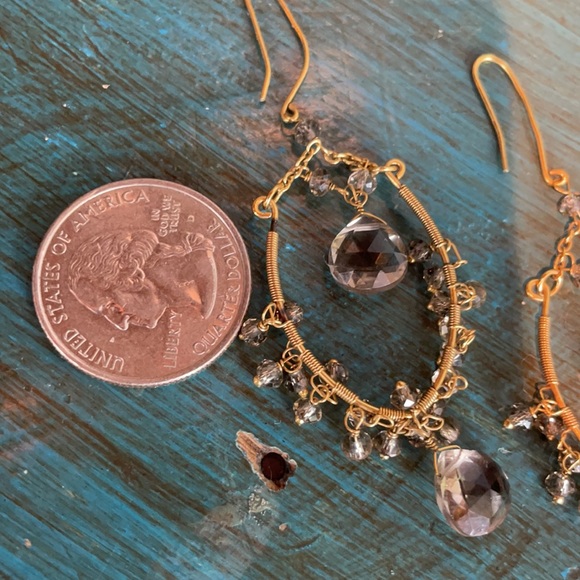 Stella & Dot gold plated Laborite chandelier earring - Picture 5 of 5